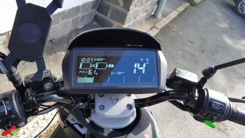 NIU NQI PRO 45kmh Ankunft Ockertalsperre 29.08.2020 14% Rest .jpg