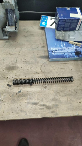 S01 - 07 - Ressort fourche.jpg