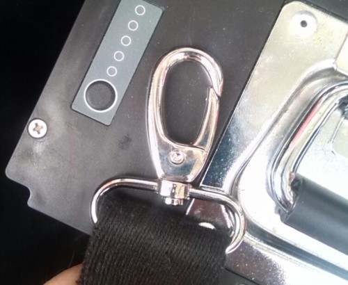 UNU-Karabiner.jpg