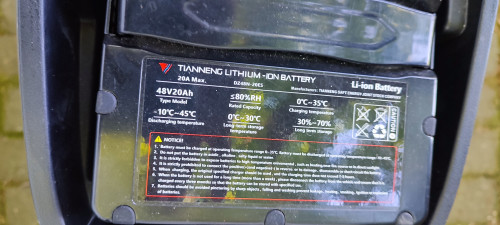 IMG_20250509_173926.jpg Roller Batterie.jpg